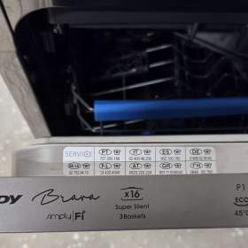 Foto inzerátu Vestavná myčka Candy 60cm Wifi