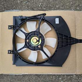 Fotka k inzerátu Ventilátor chladiče na Volvo S40 / V40 kombi / 19391417