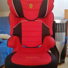 Prodej dětské sedačka Ferrari jako nová / 19962484