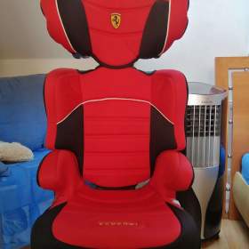 Foto inzerátu Prodej dětské sedačka Ferrari jako nová