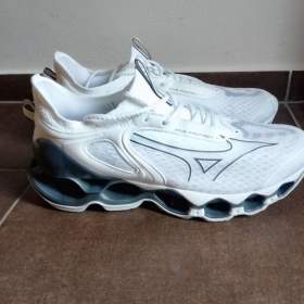 Foto inzerátu Běžecké boty Mizuno WAVE PROPHECY 14