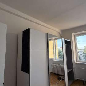 Foto inzerátu Šatní skříň Wimex, posuvné dveře, zrcadlo, 270 cm