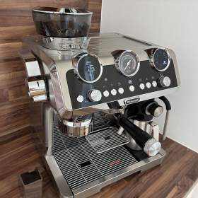 Foto inzerátu Espresso de Longhi La Specialista Maestro 