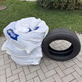 Fotka k inzerátu Letní pneumatiky Bridgestone  / 19249859