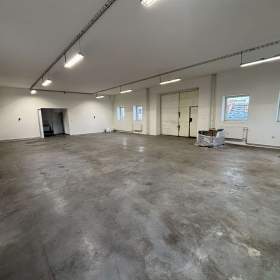 Foto inzerátu výrobní HALA 175m2 - výška 3,6m - Petřvald u Karviné