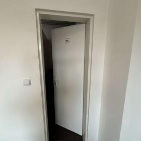 Foto inzerátu výrobní HALA 175m2 - výška 3,6m - Petřvald u Karviné