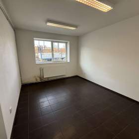 Foto inzerátu výrobní HALA 175m2 - výška 3,6m - Petřvald u Karviné