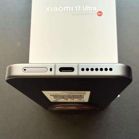 Foto inzerátu Vyměním Xiaomi 17 Ultra / 6,9 / 16+512 / 3.roky záruka.