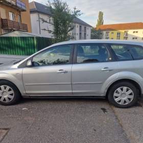 Foto inzerátu Ford Focus 1.6 benzín