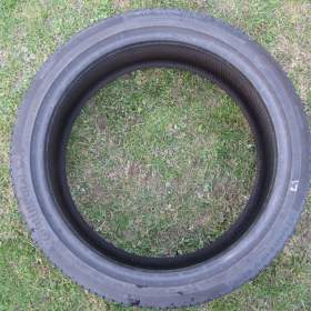 Foto inzerátu PRODÁM ZIMNÍ PNEU 225/40R19 CONTINENTAL TS860S 93V 2x