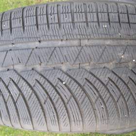 Foto inzerátu PRODÁM ZIMNÍ PNEU 265/35 295/30R20 MICHELIN PA4 2-2x