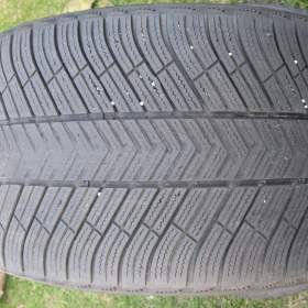 Foto inzerátu PRODÁM ZIMNÍ PNEU 265/35 295/30R20 MICHELIN PA4 2-2x