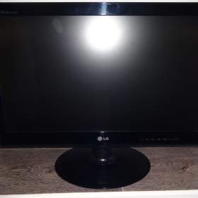 Foto inzerátu Monitor