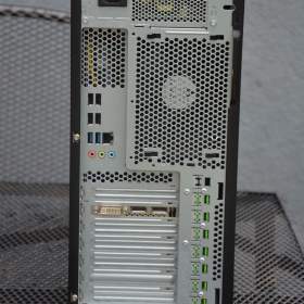 Foto inzerátu Fujitsu Celsius M740n Xeon/32GB/SSD512+500/K2200 4GB