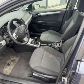 Foto inzerátu Opel Astra H 1.7 CDTI NOVÁ STK