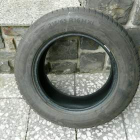 Foto inzerátu Dvě zimní pneu Barum 215/65 R16