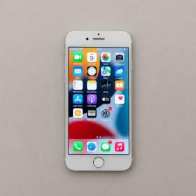 Fotka k inzerátu Apple iPhone 7 32GB -  nová baterie, top stav / 19311872