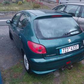 Foto inzerátu Peugeot 206 1.4 HDi 229000 km, klima – úsporný naftový motor