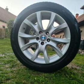 Foto inzerátu Prodám pneu BMW X6 s disky 