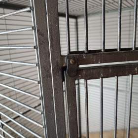 Foto inzerátu Rohová Klec pro velkého papouška