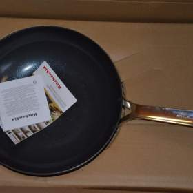Foto inzerátu Pánev KitchenAid z nerezové oceli 28cm