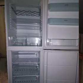 Lednička 180 cm / 19966580