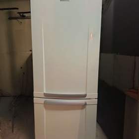 Foto inzerátu Lednička 180 cm