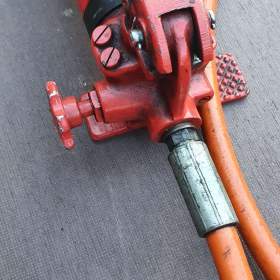 Foto inzerátu Hydraulická pumpa s ventilem a jednočinnou pístnicí