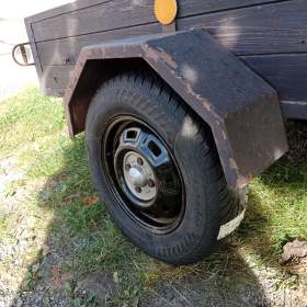 Foto inzerátu Přívěsný vozík za auto