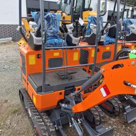 Foto inzerátu Minibagr LGCM LG12A 1,1 t Kubota +3 lžíce 20/40/80