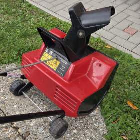 Foto inzerátu Prodám elektrickou sněhovou frézu