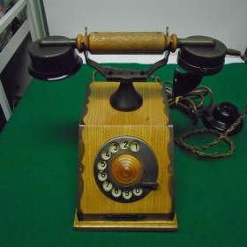 Foto inzerátu Retro dřevěný telefon Tesla C20 1974 super sběratelský stav