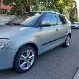 Fotka k inzerátu Škoda fabia 1.4 63kw rok 2010 nová stk / 19898305