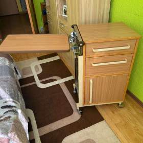 Foto inzerátu Elektrická polohovací postel (invalidní)