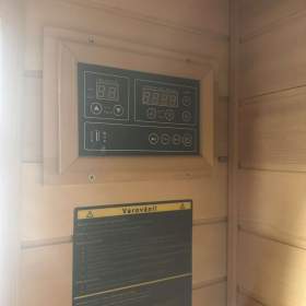 Foto inzerátu Infrasauna pro 2 osoby – stav jako nová 