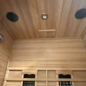 Foto inzerátu Infrasauna pro 2 osoby – stav jako nová 