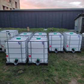 Foto inzerátu IBC 600L 3.000,-Kč PROSTĚJOV m:731 855 194