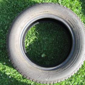 Foto inzerátu PRODÁM ZIMNÍ PNEU 185/65R14 DEBICA FRIGO2 86T 2x