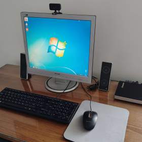 Foto inzerátu Sestava Lenovo Mini PC IdeaCentre Q190, 128 GB SSD Patriot, komplet
