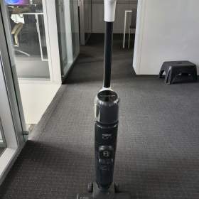 Foto inzerátu Prodám tyčový vysavač Niceboy ION Hurricane W9 Wet & Dry