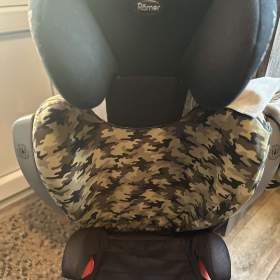 Foto inzerátu Autosedačka Britax Romer KidFIX 15-36 kg