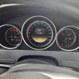 Foto inzerátu Mercedes-Benz C180 CDI r.2012 TOP STAV