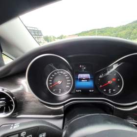 Foto inzerátu Mercedes-Benz třída V250 d 4MATIC long