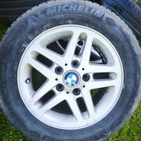 Foto inzerátu BMW ALU kola 15