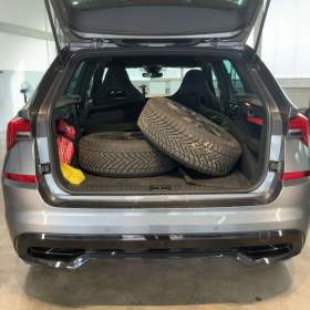 Foto inzerátu 2022 Skoda Kamiq 1.0 TSI Monte Carlo