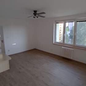 Foto inzerátu Prodáme byt 3+1 s lodžií, Ostrava Výškovice