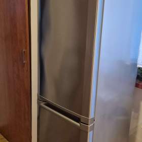 Kombinovaná úzká lednice Beko CSA29023 silver / 19967977