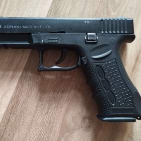 Foto inzerátu Flobert revolver GLOCK 17 cal. 6mm