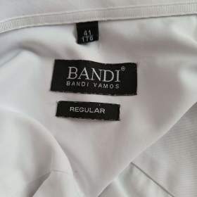 Foto inzerátu Pánský oblek Bandi (sako / kalhoty / košile)