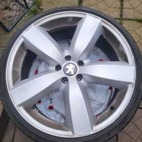 Foto inzerátu Prodám Alu kola DEZENT 20 5x108 s letními pneu 245/30 R20 